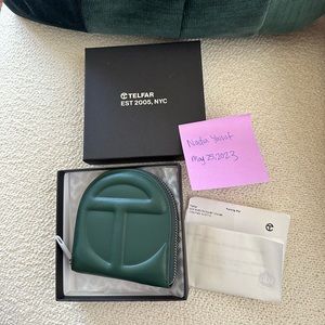 Telfar wallet dark green - 2nd drop!